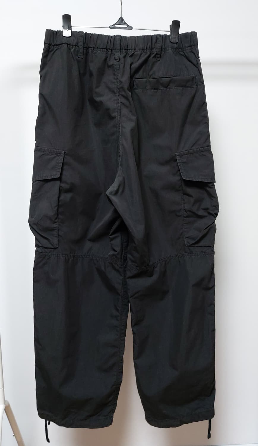유니클로 블랙 카고 밴딩 팬츠(27~30) 상품이미지2