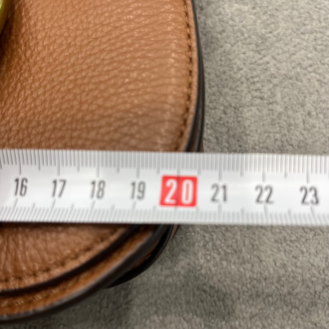 폴로 랄프로렌 페블 레더 레녹스 스몰 숄더백 상품이미지6