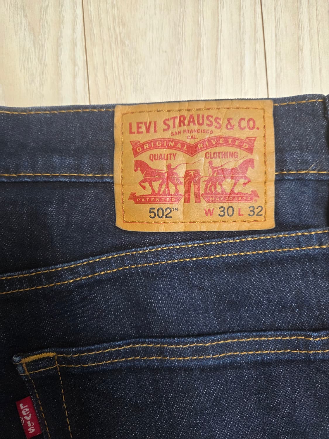 ​[정품] 리바이스 502 테이퍼드 핏 데님 (30x32) 인디고 상품이미지4