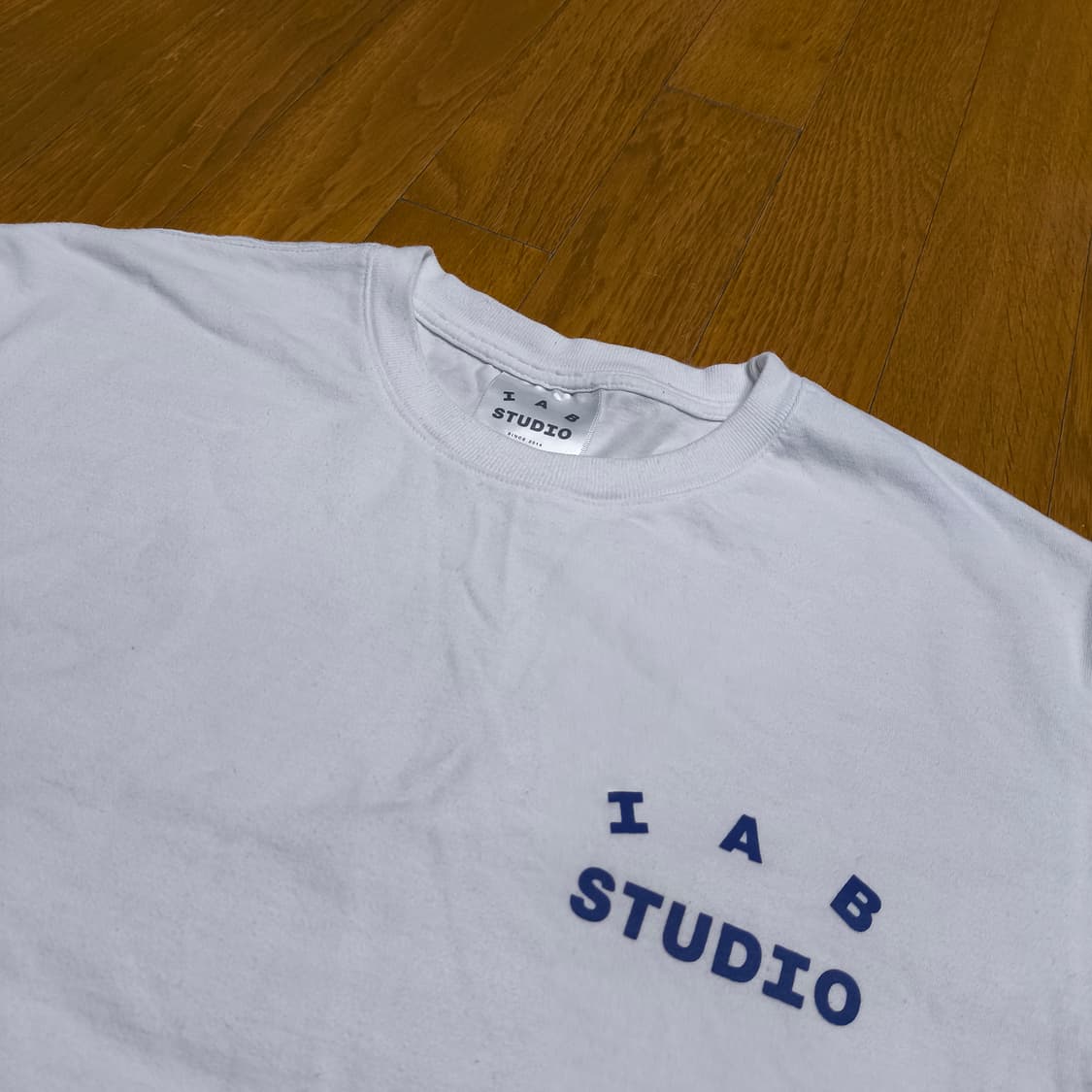 [L] IAB STUDIO 아이앱 스튜디오 티셔츠 상품이미지3