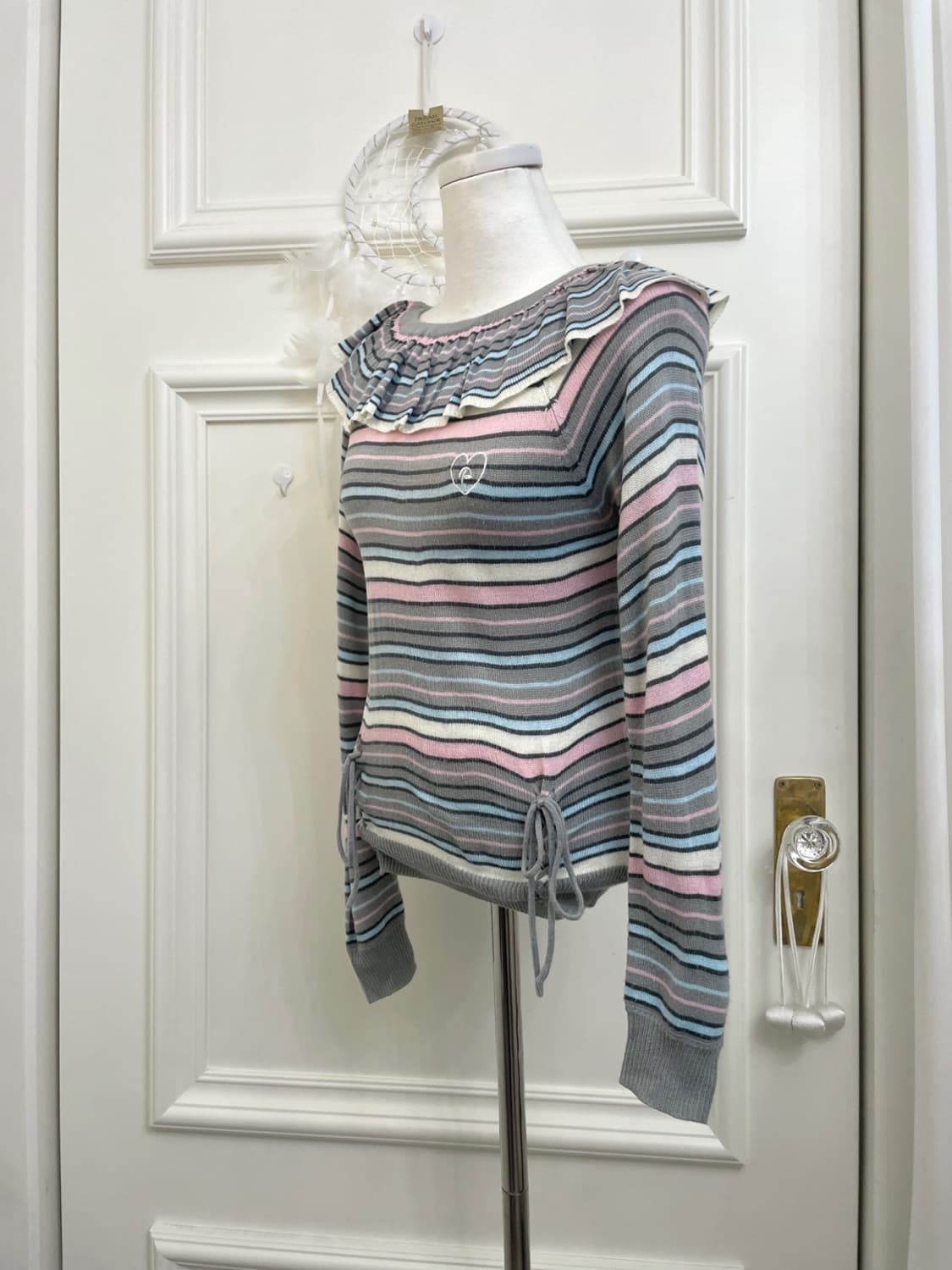 gray rainbow stripe ruffle knit top 상품이미지2