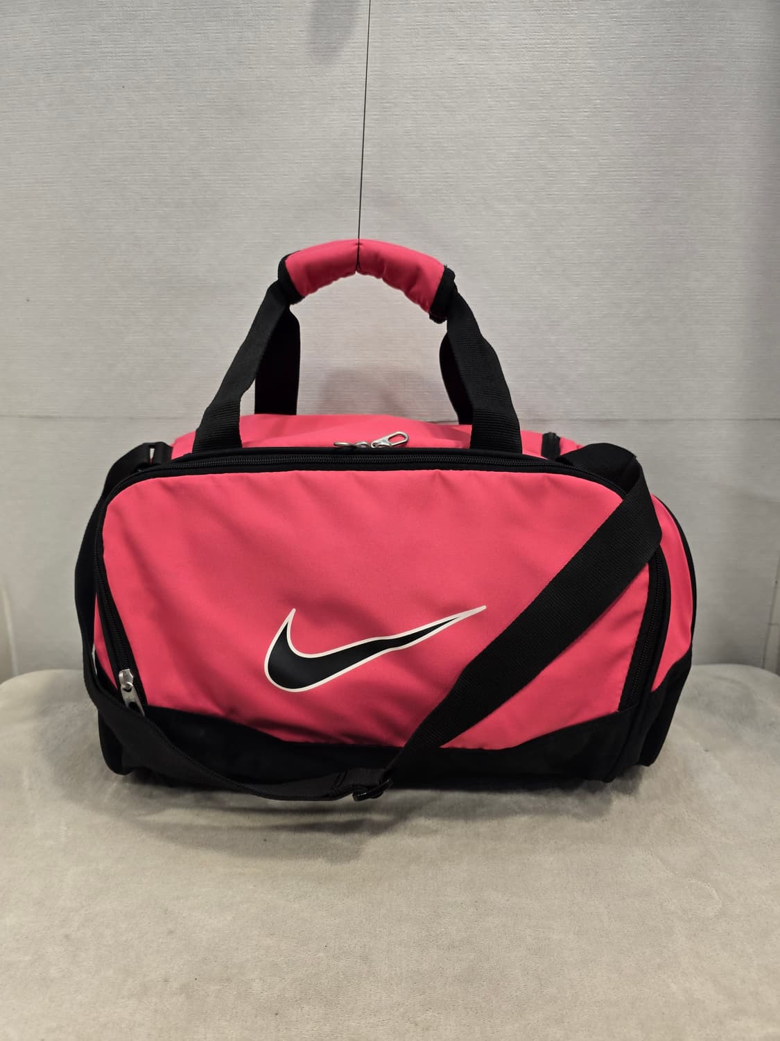 나이키 핑크 더플백 운동가방 여여행가방 크로스백 상품이미지1