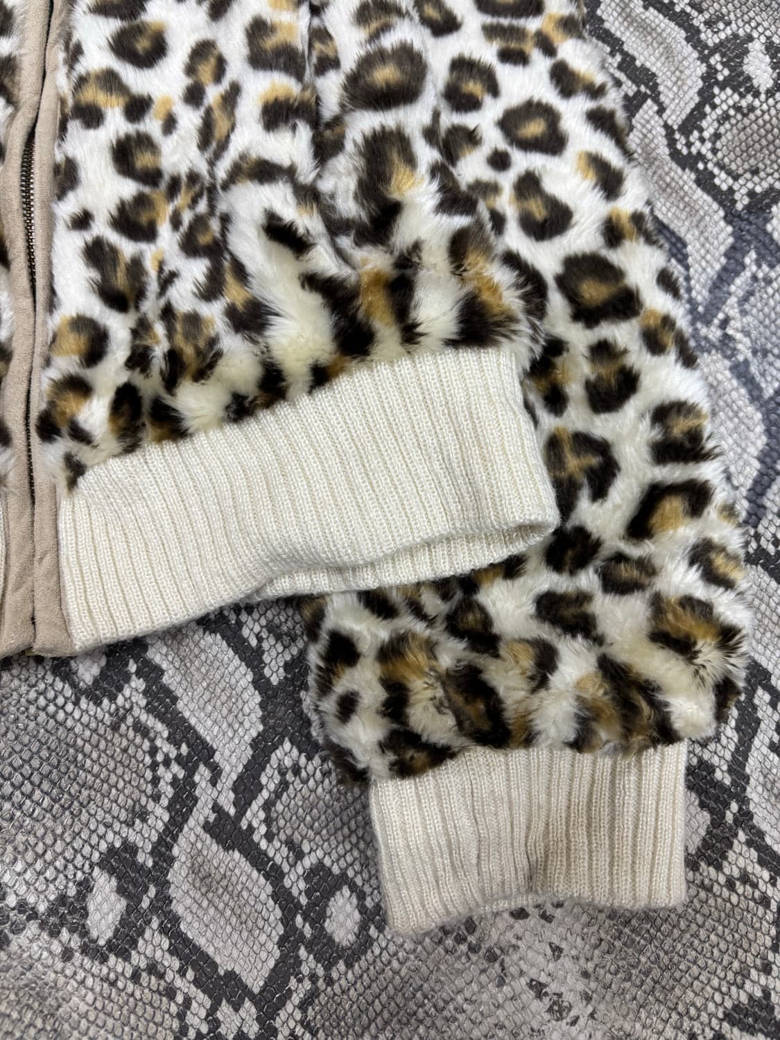 [GAL]Leopard Fleece Zip Up 상품이미지5