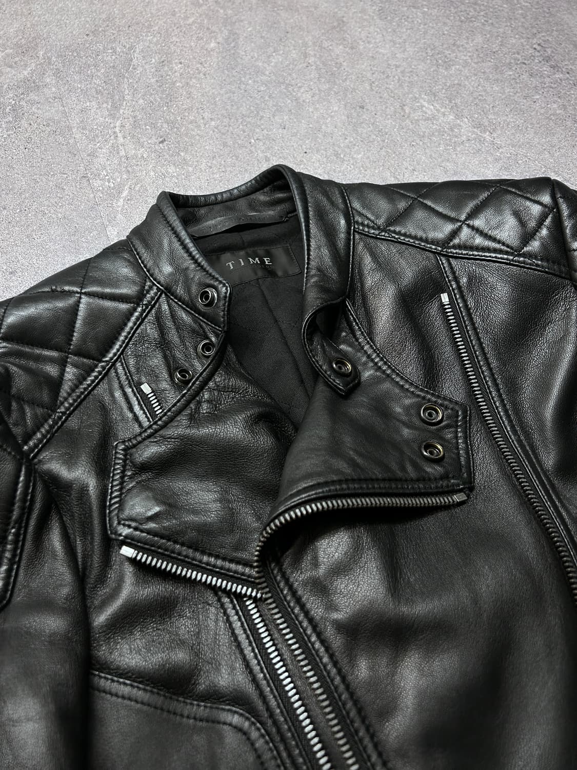 타임 옴므 퀼티드 판넬 사선 램스킨 자켓 상품이미지5