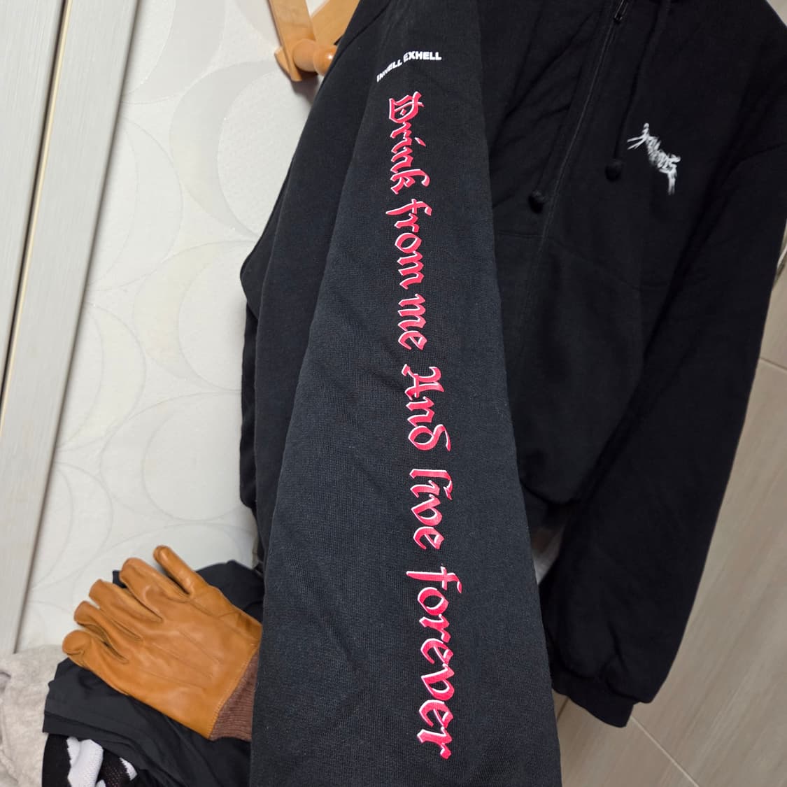 [S] 베트멍 다크니스 건클럽 리버시블 봄버 후드 집업 버건디 상품이미지4