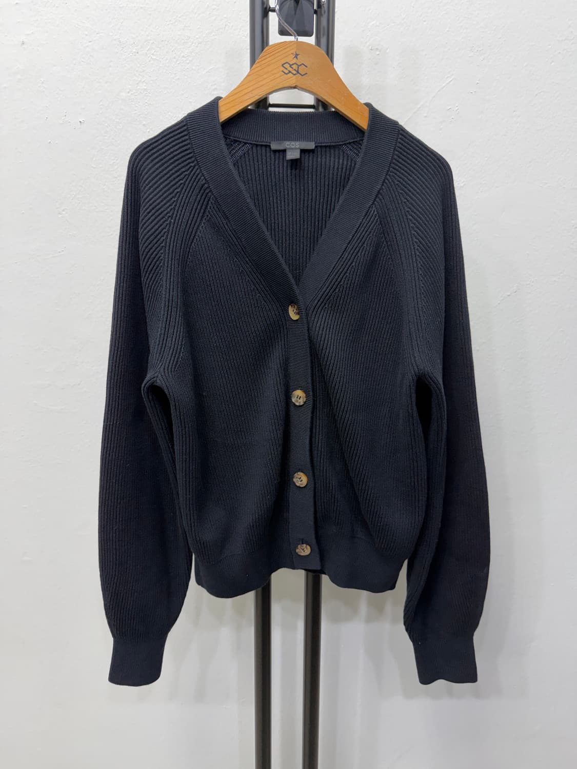 정품) COS 코스 여성 블랙 골지 가디건 S 상품이미지1