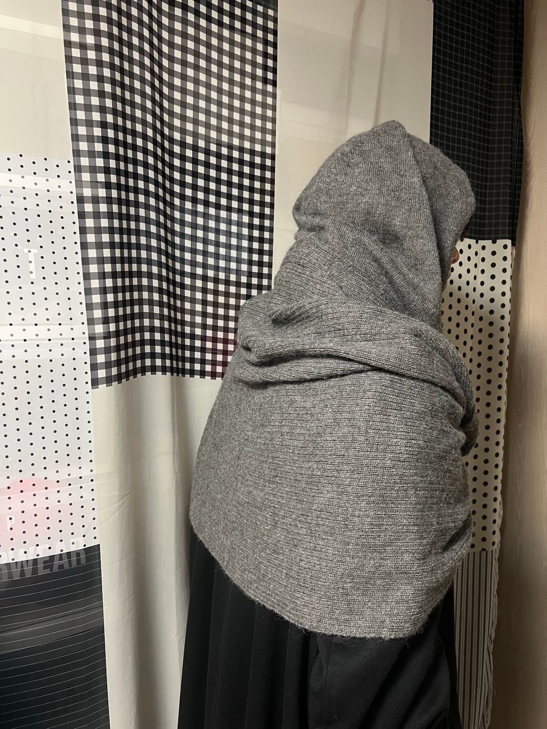 앤 드뮐미스터 후드 머플러 상품이미지4