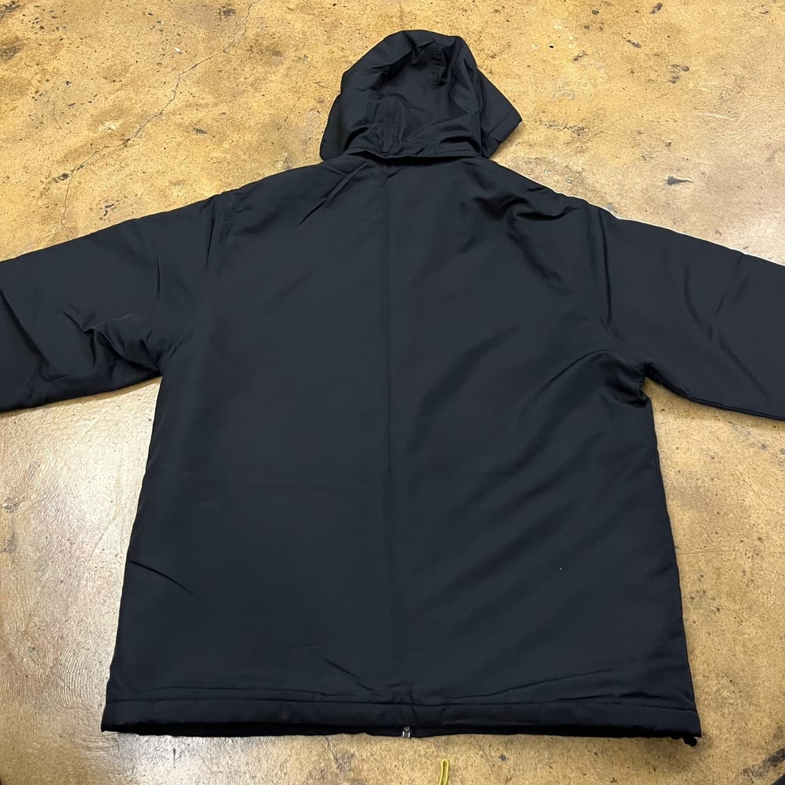 [정품/100] 아디다스 바람막이 패딩 점퍼 블랙 b16 상품이미지4