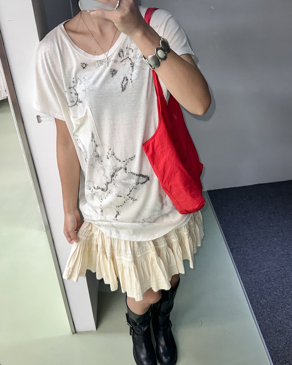 grunge printed beads pocket long t shirt 상품이미지5