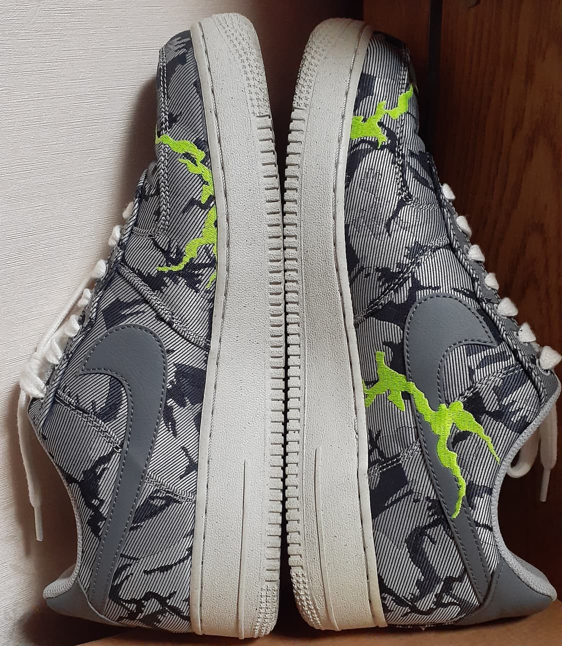 나이키 에어 포스 1 '07 LX 스모크 그레이 280 상품이미지6