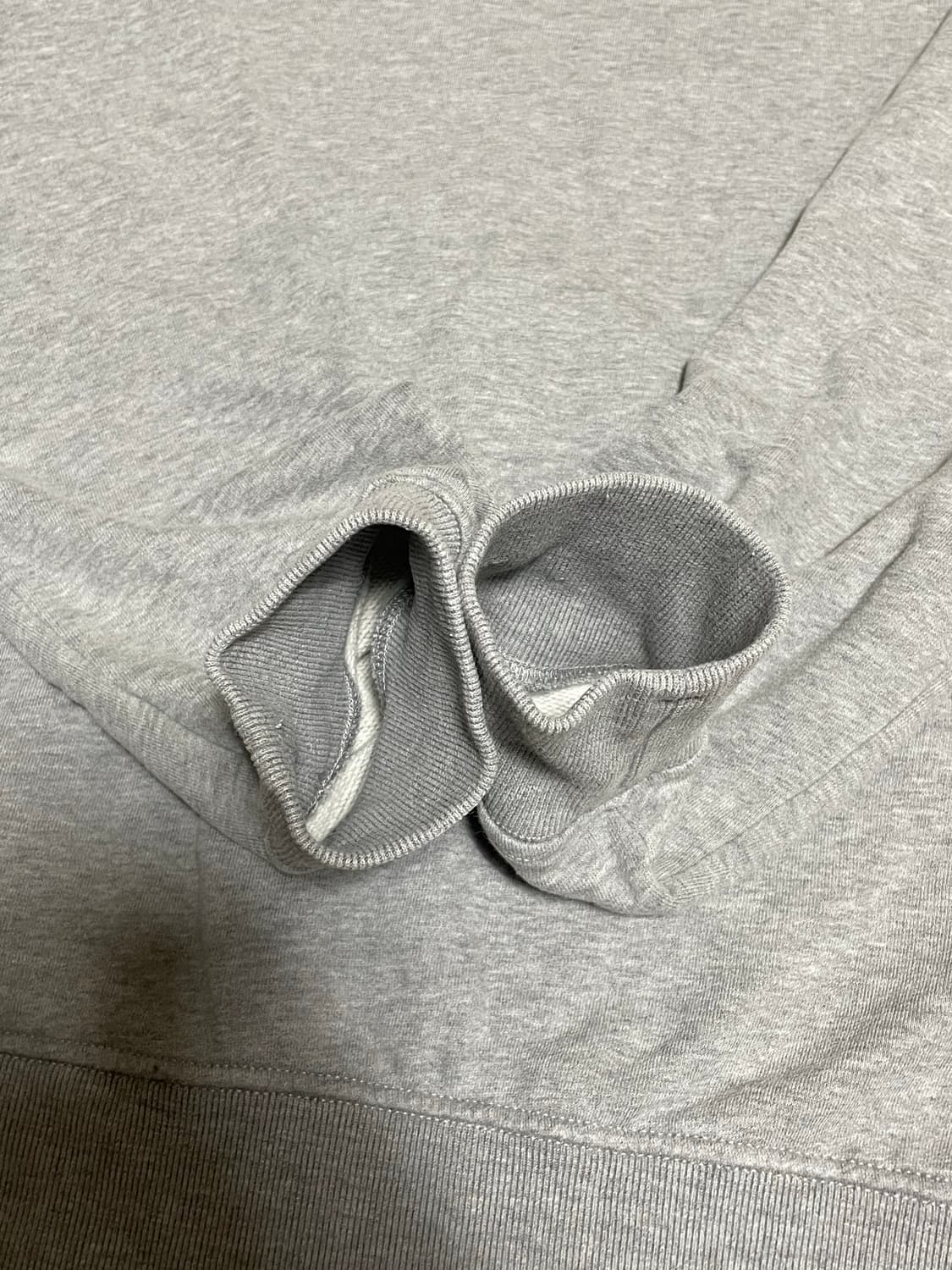 스톤아일랜드 22fw 맨투맨 상품이미지5