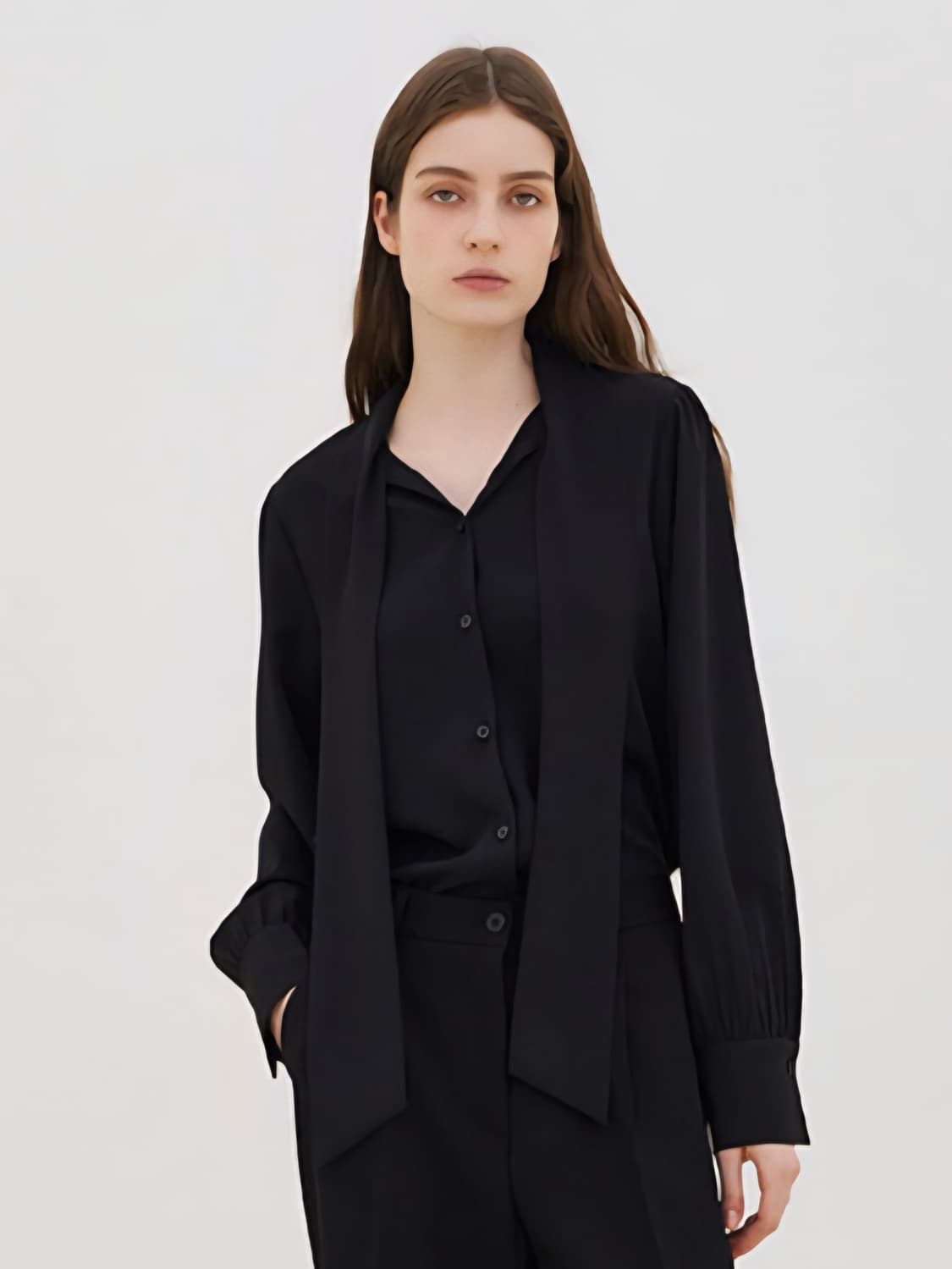 (새상품)르세지엠 타이 블라우스 셔츠 S 블랙 상품이미지3