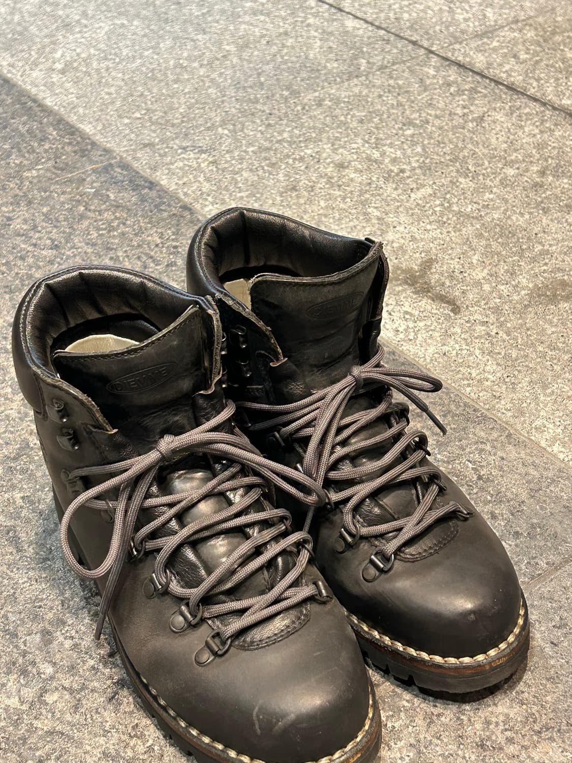 디에메 하이킹 부츠 41size 상품이미지1