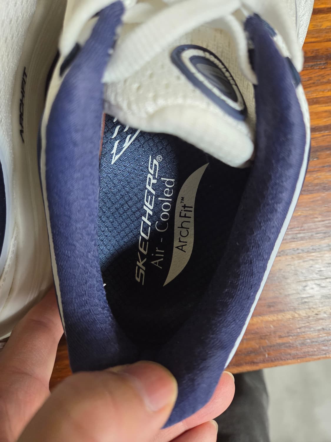 스케쳐스 고워크 디스턴스 러닝화 255 상품이미지6