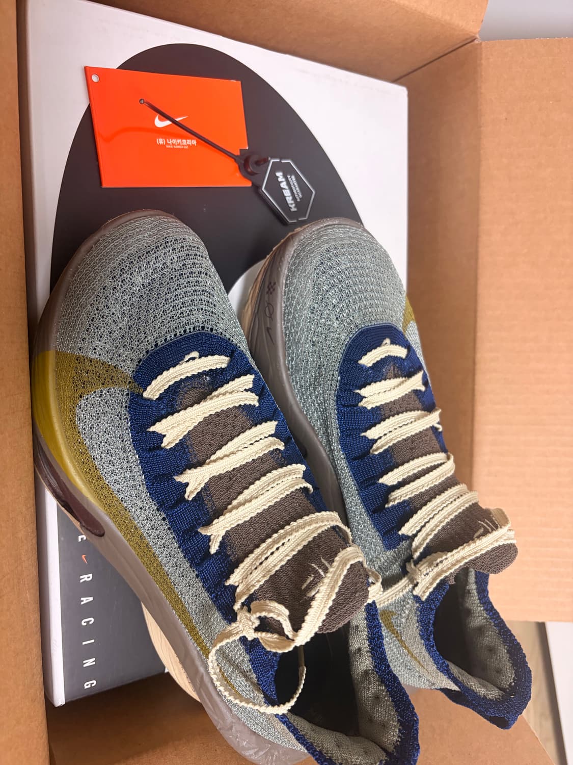 나이키 알파플라이3 HV4318-320 (245) 상품이미지1