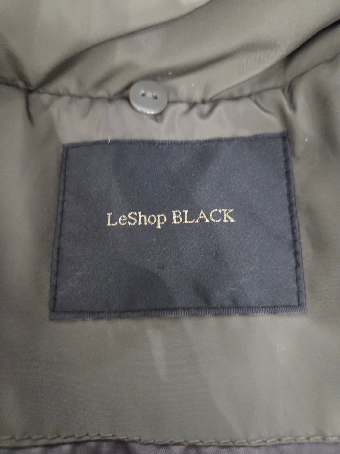 LeShop BLACK 르샵 블랙 볼륨 넥 덕다운 숏패딩 상품이미지8