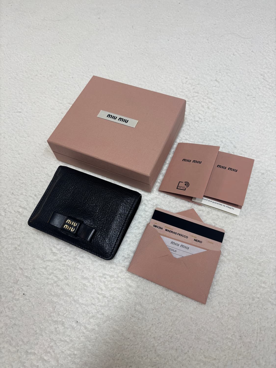 미우미우 마드라스 반지갑 (풀구성) 상품이미지1