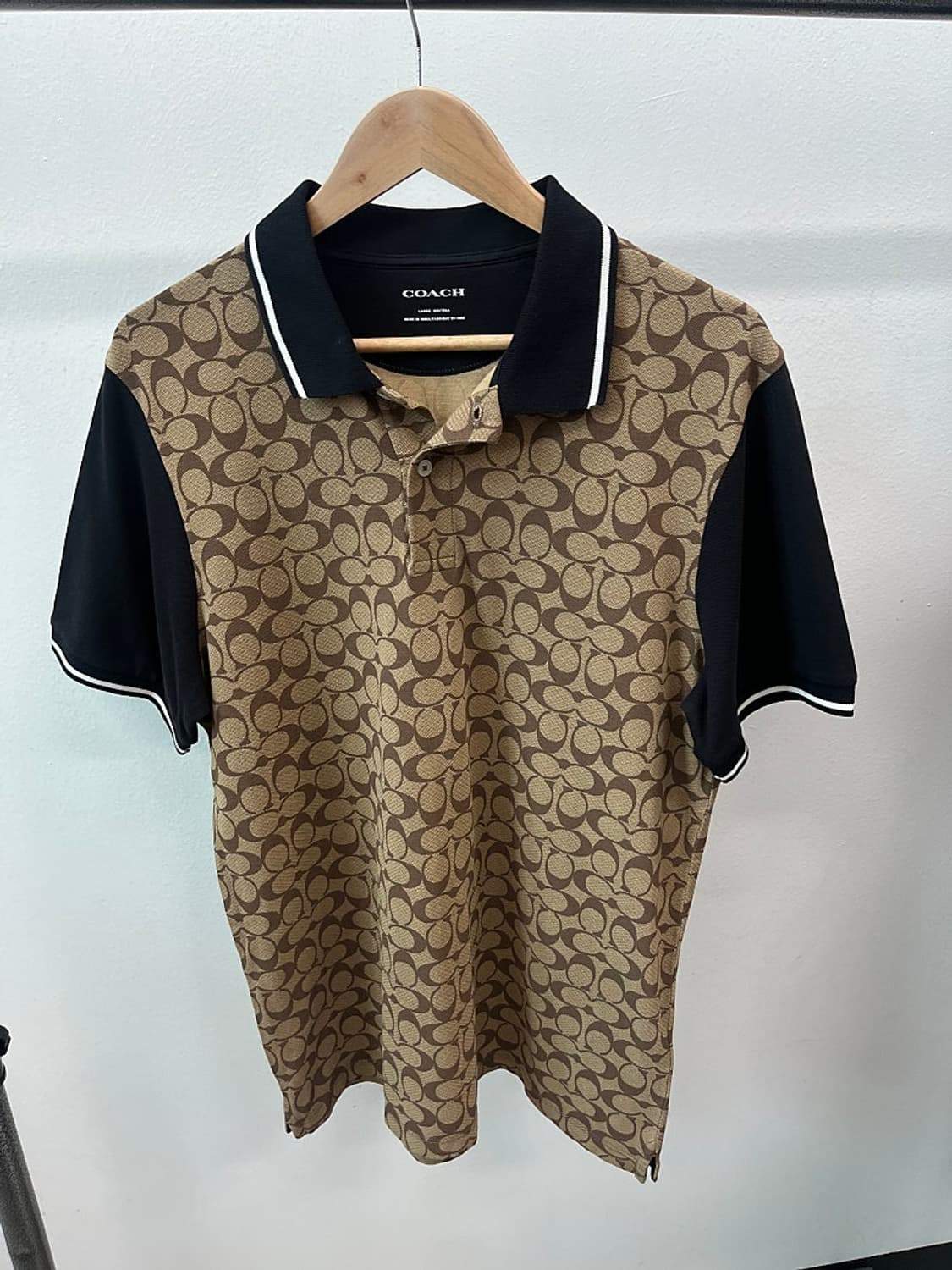 105)  코치 24ss 로고 반팔 카라티  상품이미지5