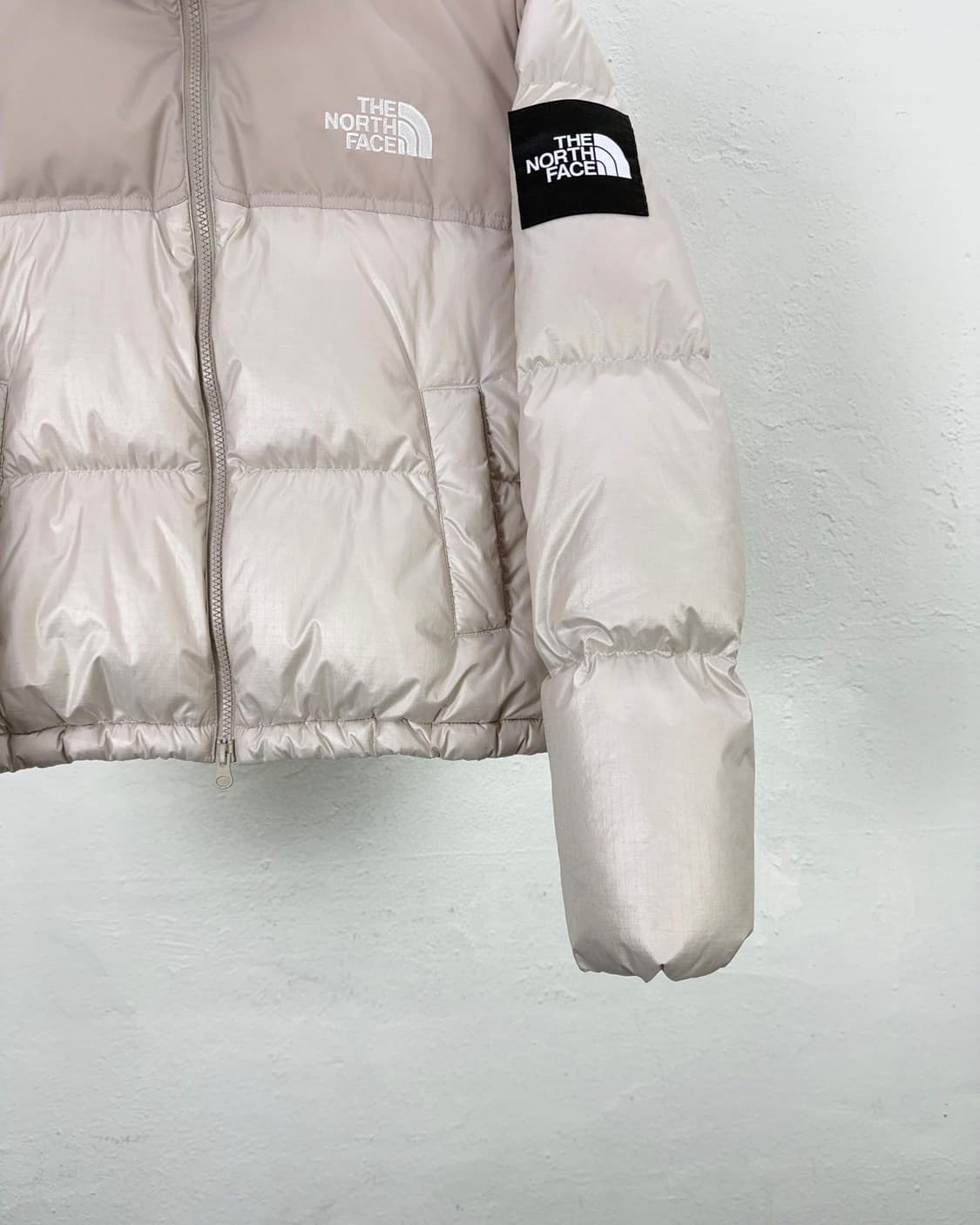 노스페이스 먼스 화이트라벨 노벨티 눕시 다운 자켓  상품이미지5