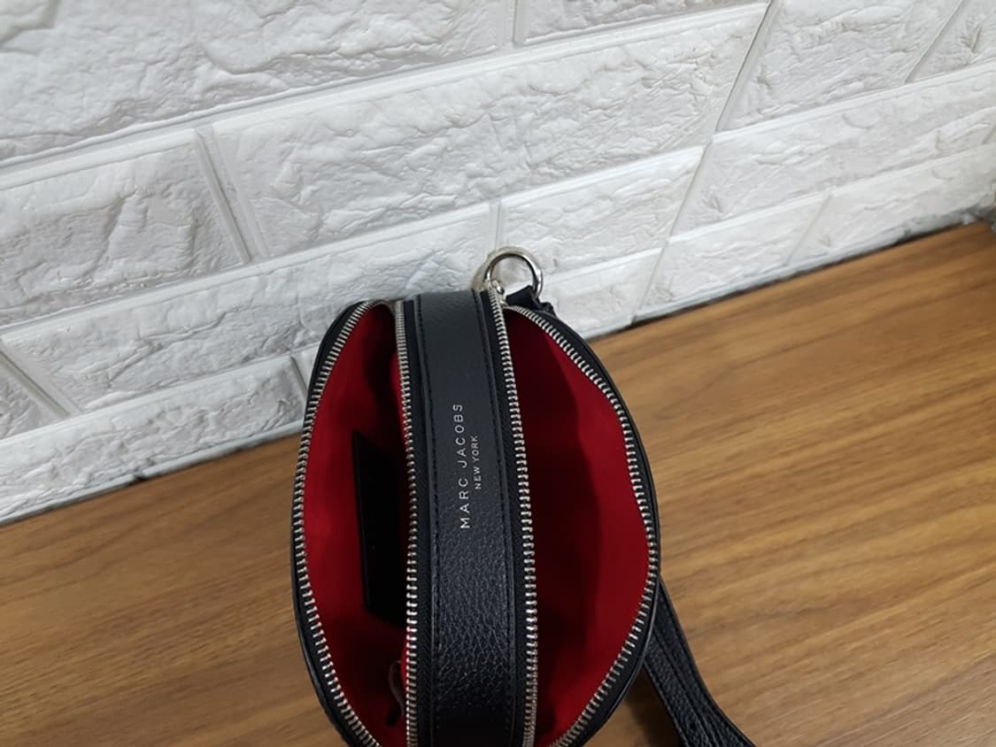 마크제이콥스 크로스백 상품이미지7