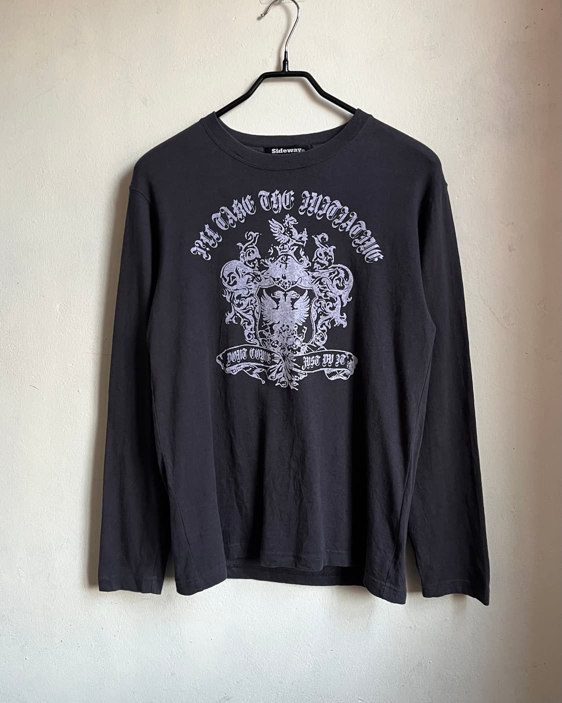 90-00s Sideway Gothic Print Long-Sleeve 상품이미지3