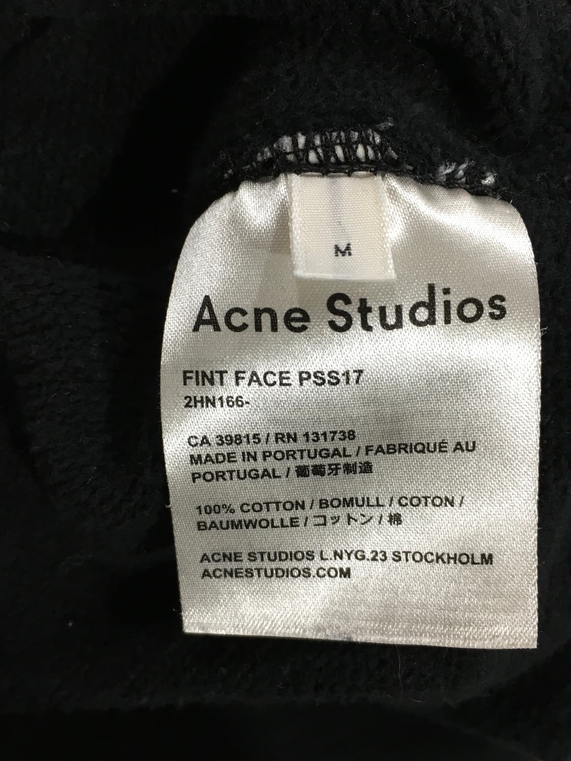 아크네 스튜디오 블랙 맨투맨 티셔츠 상품이미지5