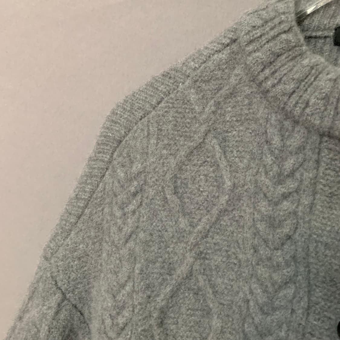 90 한섬 시스템 23 꽈배기 케이블 니트 크롭 가디건 상품이미지5