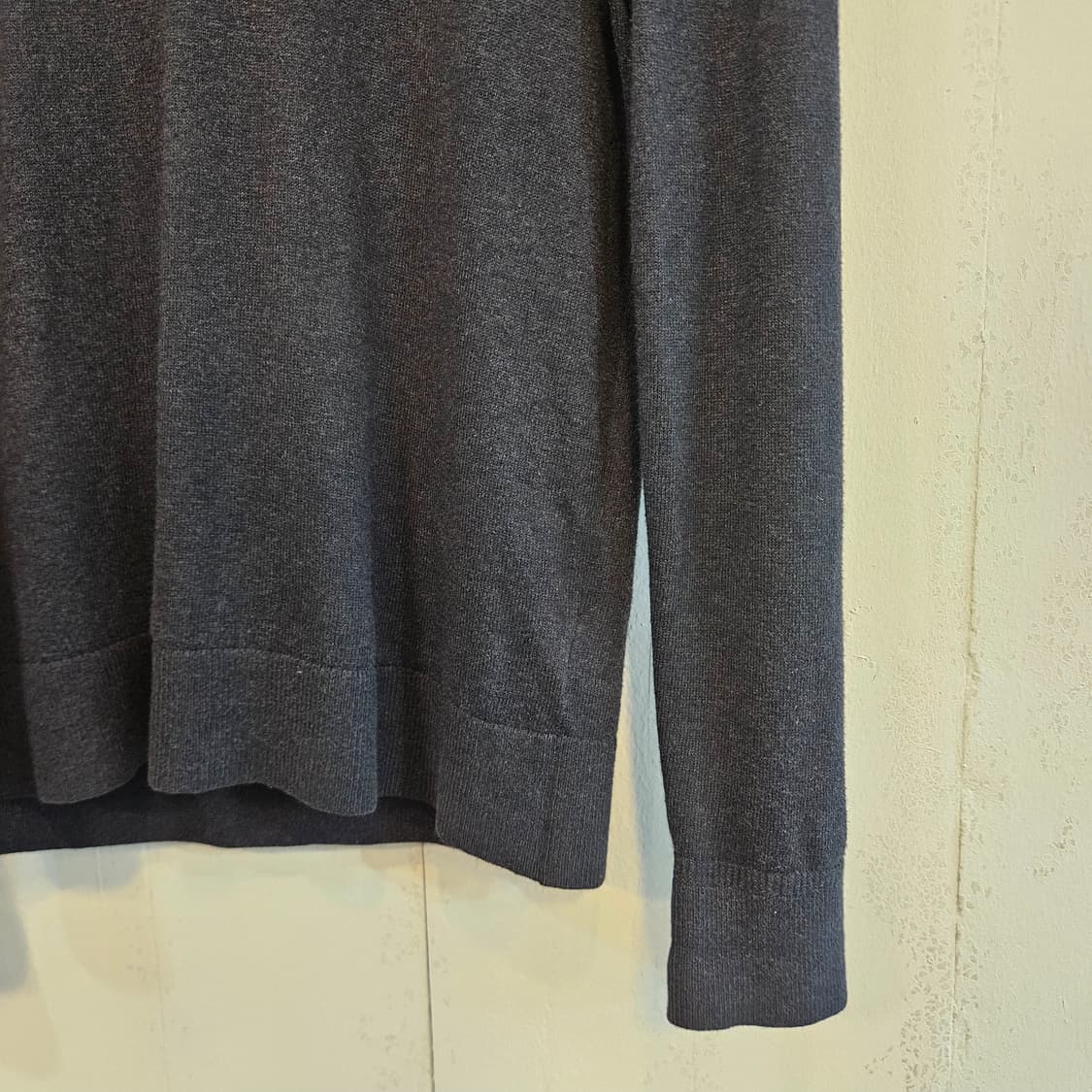 90(S)/실측100(L)타미힐피거 캐시미어 V넥 니트 네이비 상품이미지4