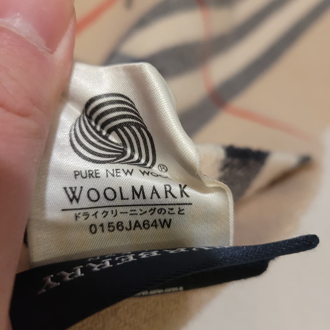 버버리 런던 버진울 머플러  상품이미지6