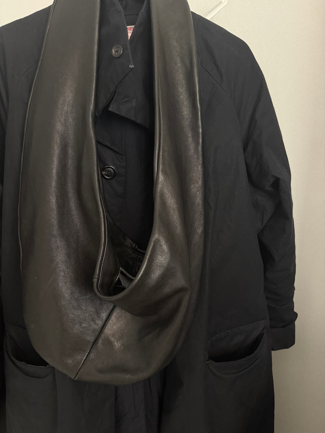 No.250 Leather Crossed Bag, Black 상품이미지2