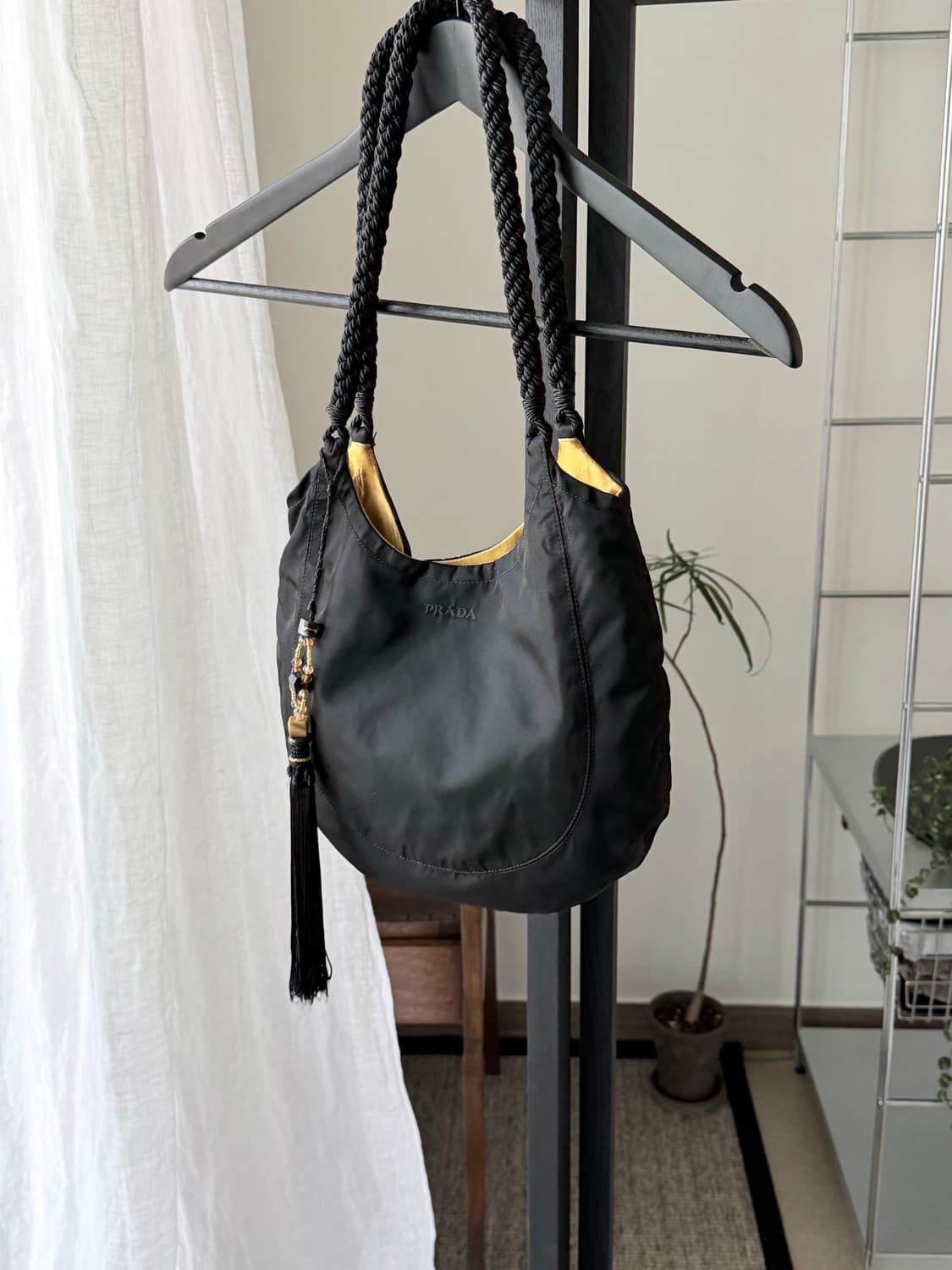 prada rope shoulder bag 상품이미지1