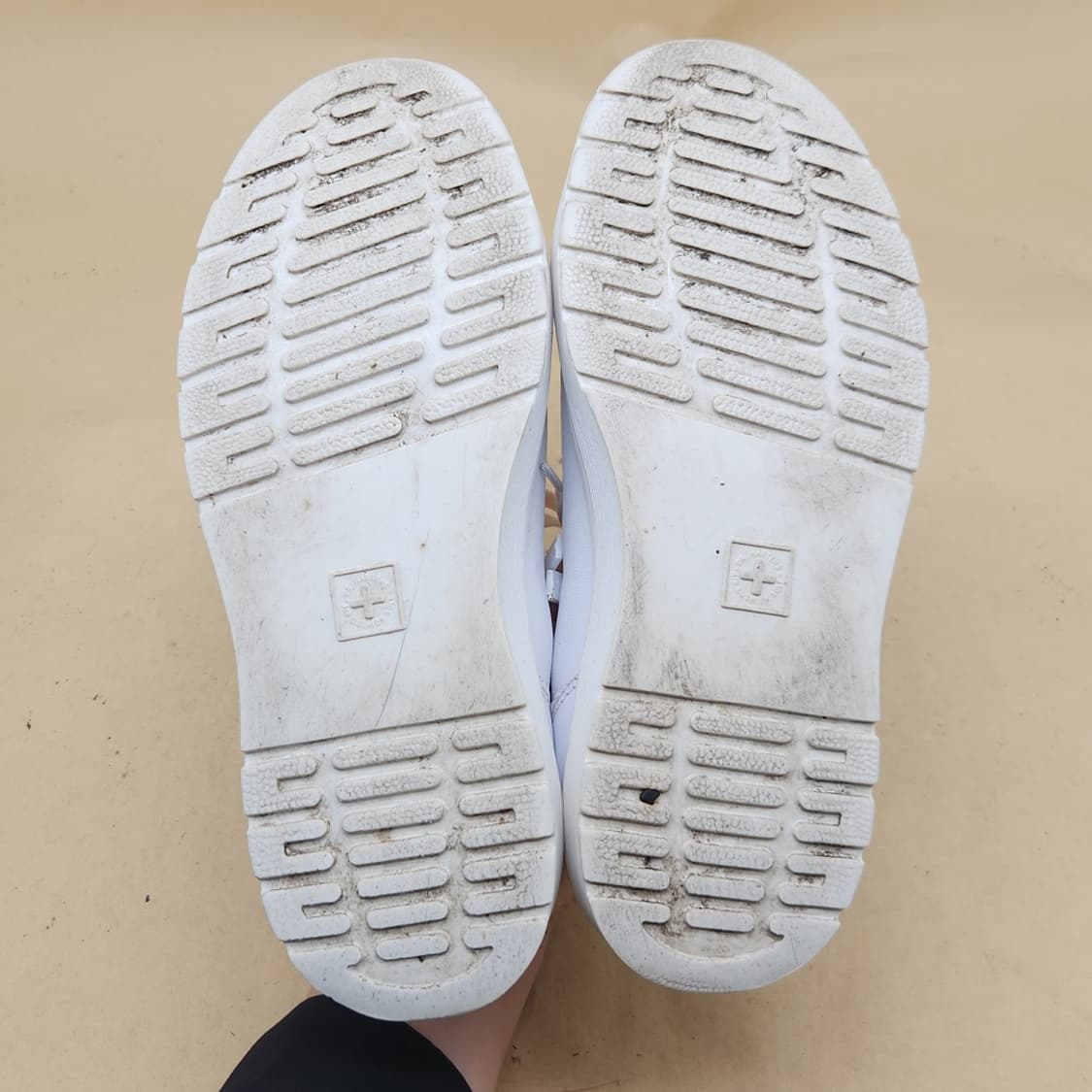 닥터마틴 단테 집 여성스니커즈37 230 상품이미지3