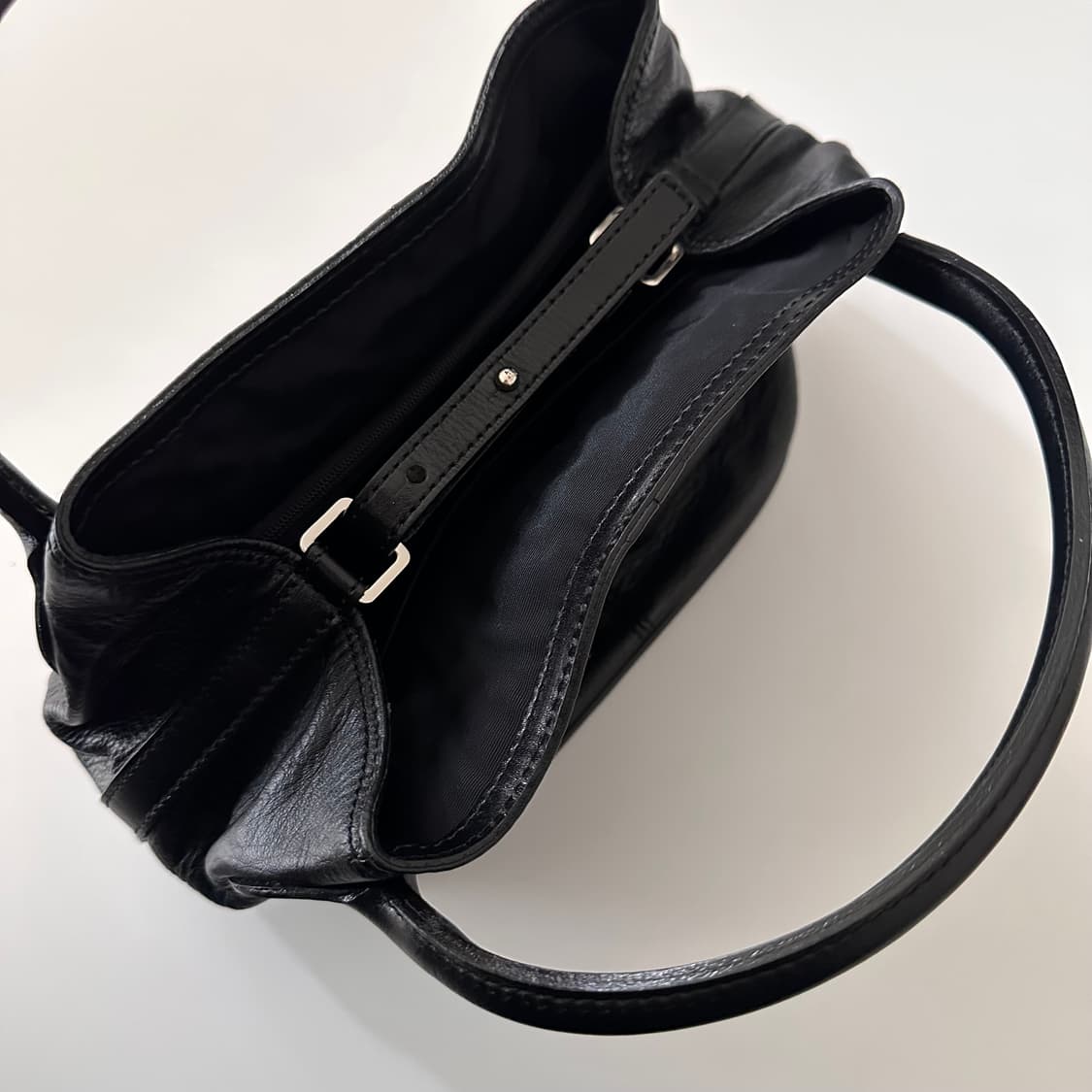 이세이미야케 im product 가죽 토트백 상품이미지6