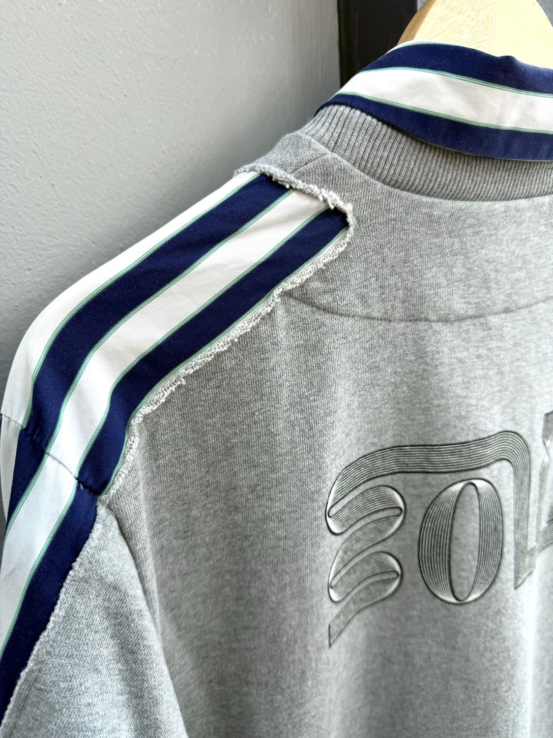 .46/ 솔리드옴므 백로고 셔츠레이어링 맨투맨 상품이미지8