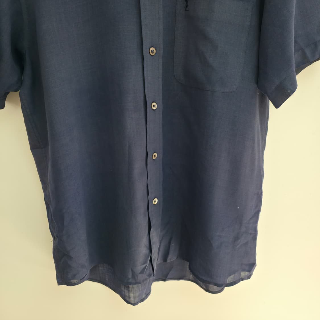 [L] YSL 입생로랑 네이비 반팔 린넨 셔츠 상품이미지3