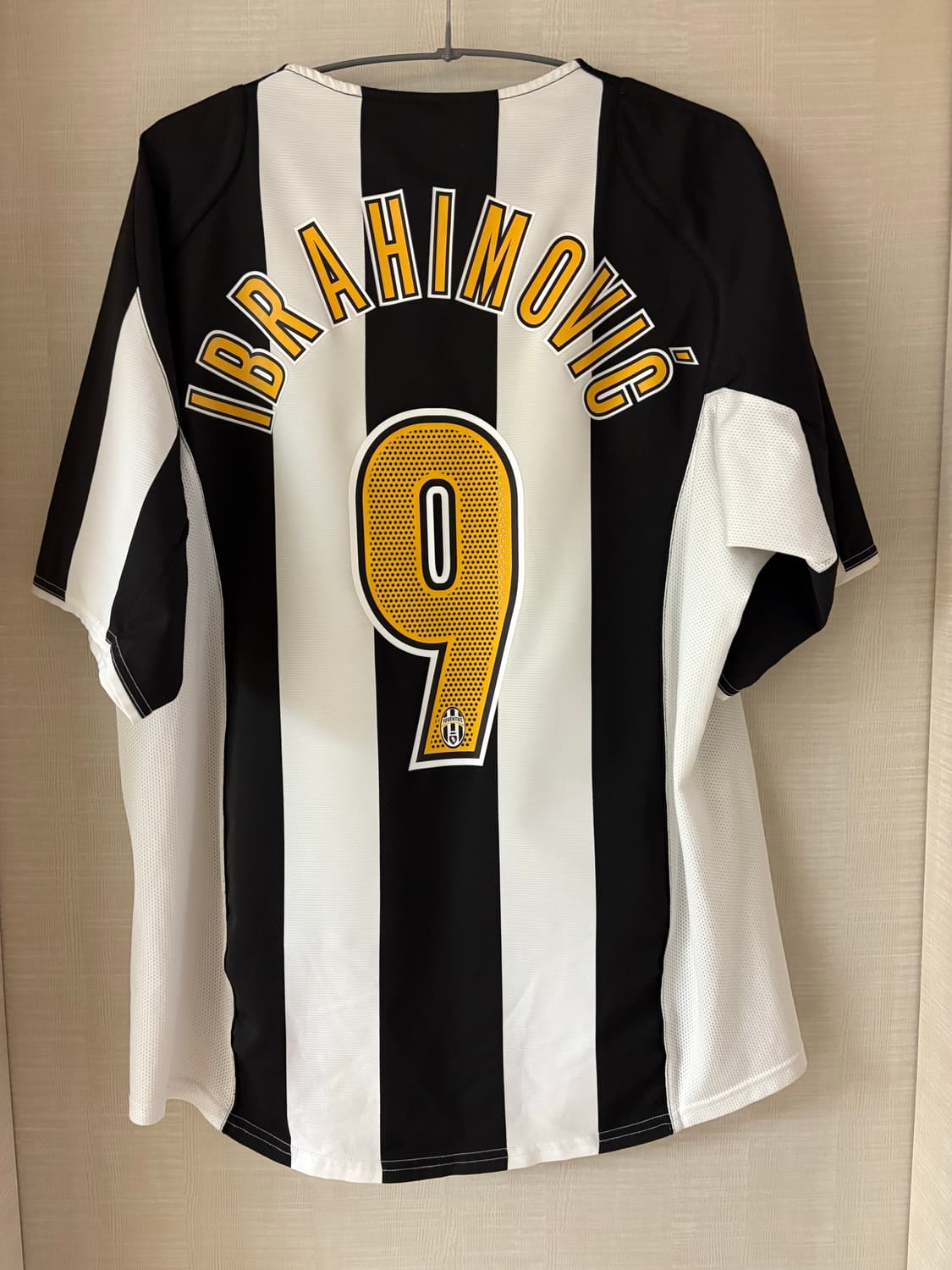 04-05 유벤투스 즐라탄 이브라히모비치 홈 유니폼 정품 상품이미지1