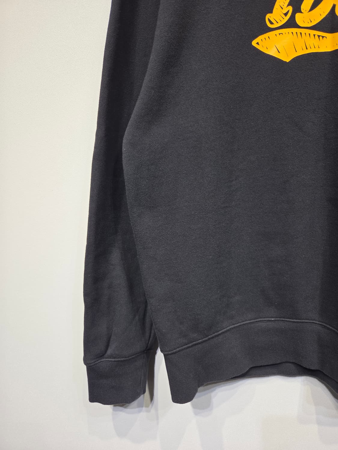 방탄소년단 공식 MD IDOL 아이돌 아트워크 맨투맨 상품이미지4