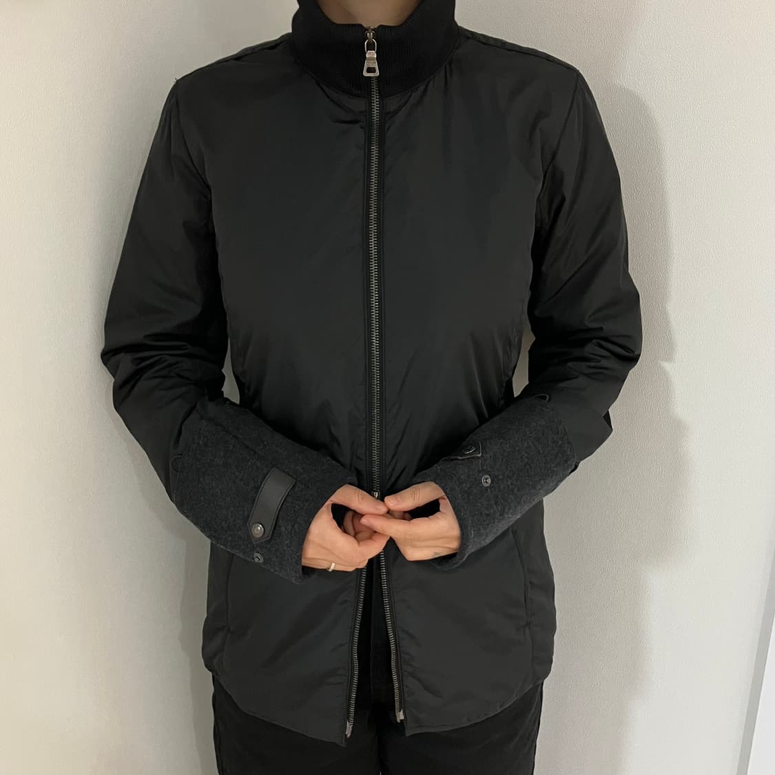 프라다 나일론 투웨이 자켓 상품이미지2