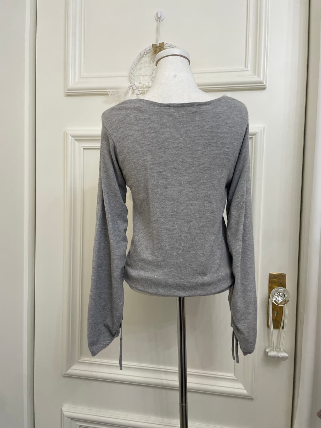 gray glitter shirring sleeve soft knit t 상품이미지3