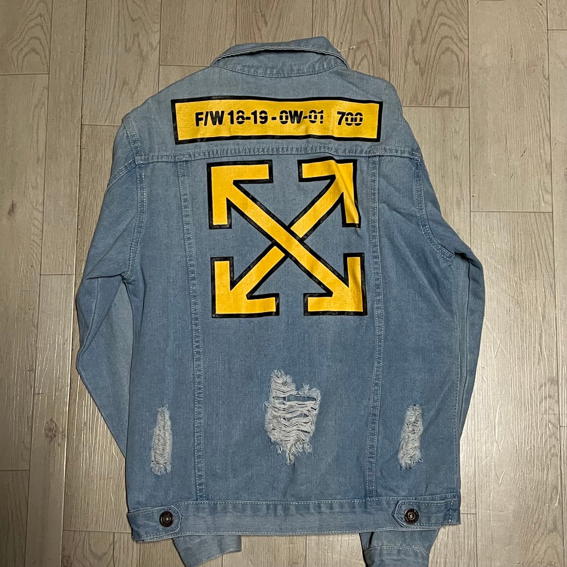 오프화이트 19 FW 애로우 빅 프린팅 데님 청자켓 [연청] L/100 상품이미지7