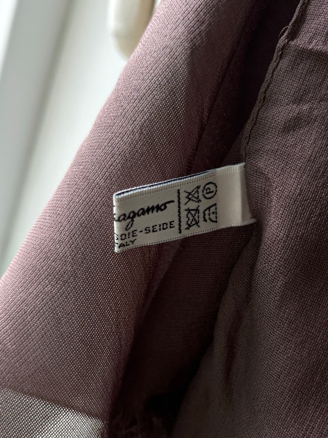 페라가모 실크 스카프 상품이미지9