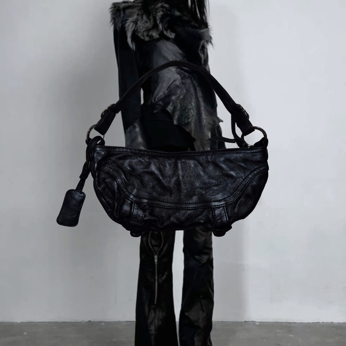 Vintage 09 Black Gothic buckle mini Bag 상품이미지2