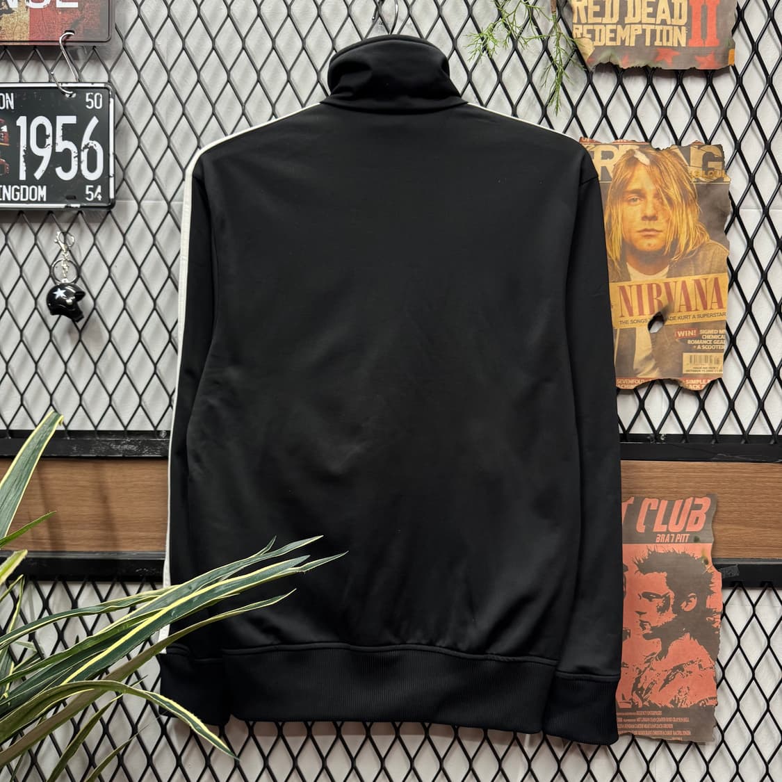 아디다스 오리지널 파이어버드 트랙자켓 전면 로고 포인트 블랙 화이트 상품이미지2