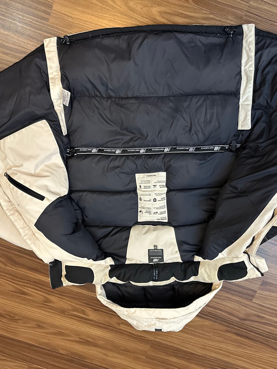 뉴발란스 아이보리 패딩 L 상품이미지4