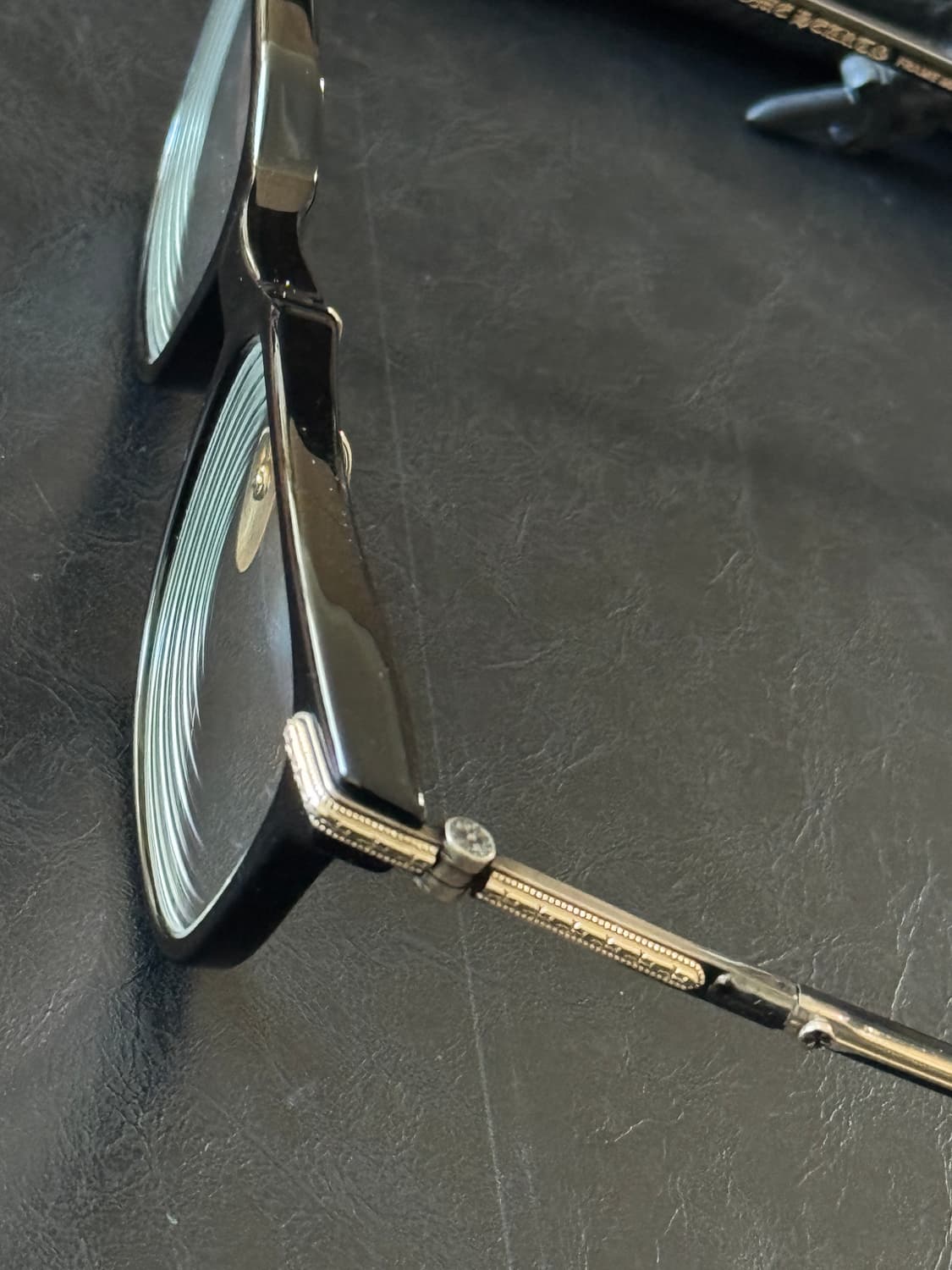 크롬하츠 SPUR EM 블랙 + 금장 안경 케이스포함 상품이미지4