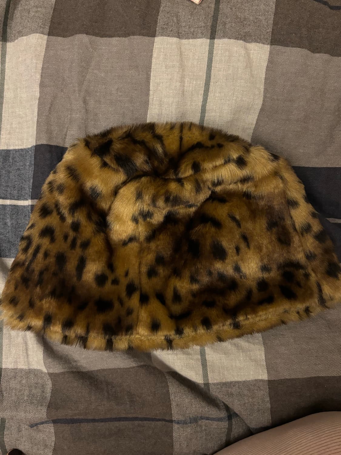 어썸니즈 레오파드 퍼 햇 상품이미지1