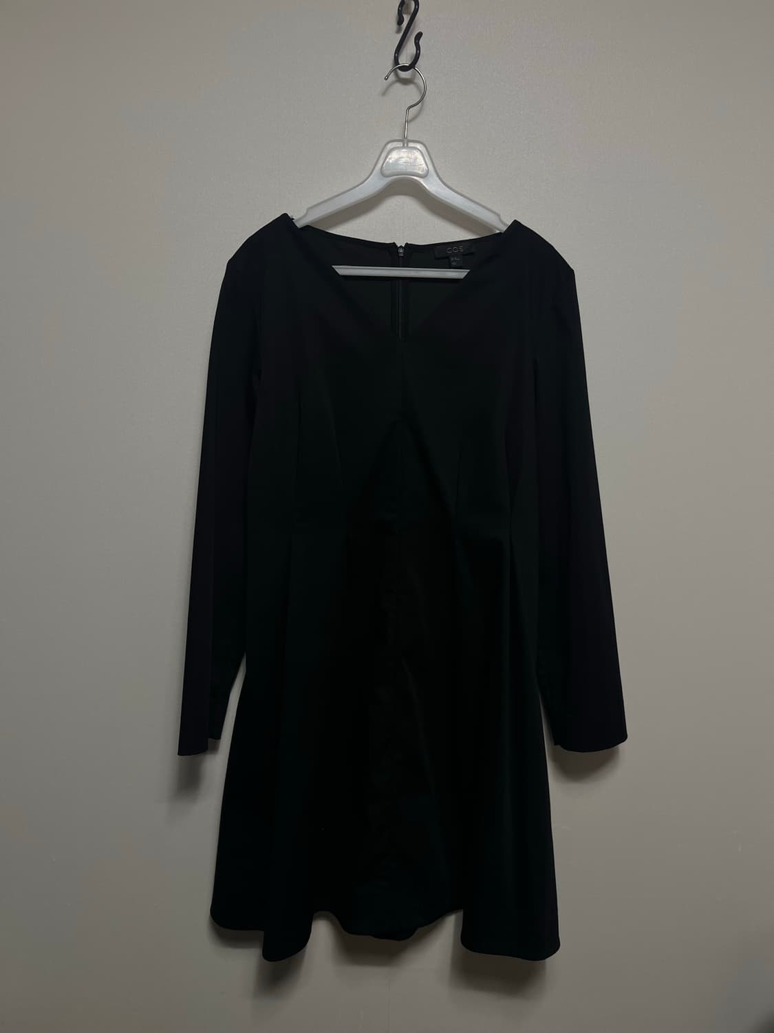 코스 COS 블랙 플레어 미니 원피스 EUR40 상품이미지1