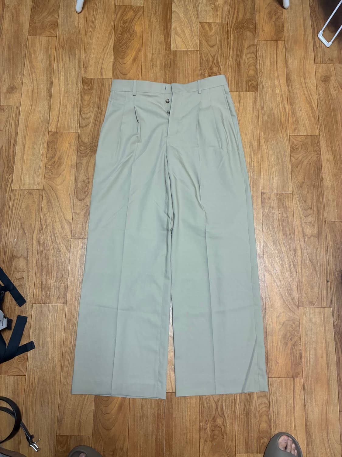 AMI Paris Low Waist Wide Trousers 상품이미지1