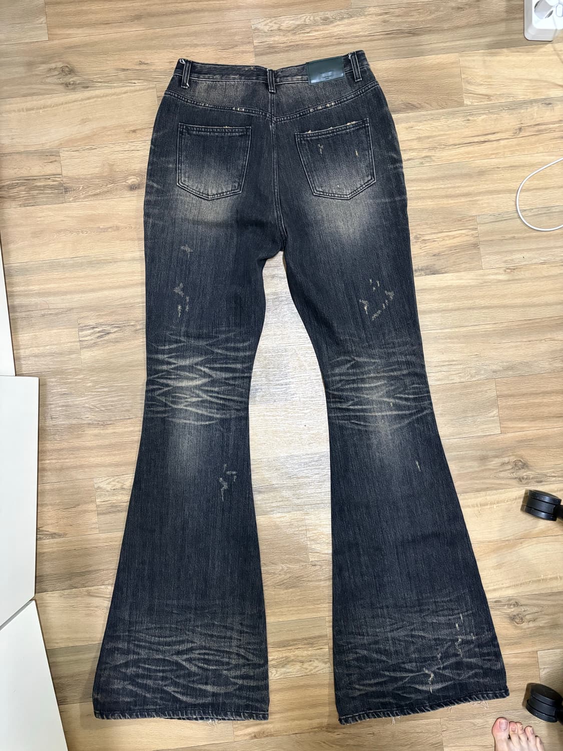 [0] 언더마이카 링클 그레이 워싱 와이드 플레어진 팝니다 상품이미지3