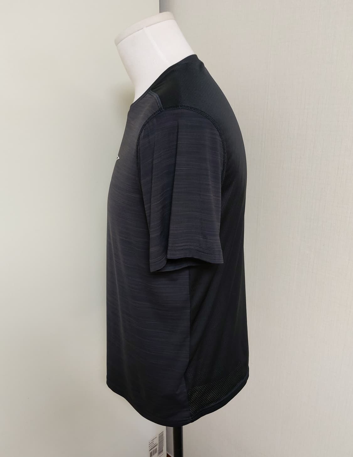리복 ACTIVCHILL 반팔 티셔츠(XL)

 상품이미지2